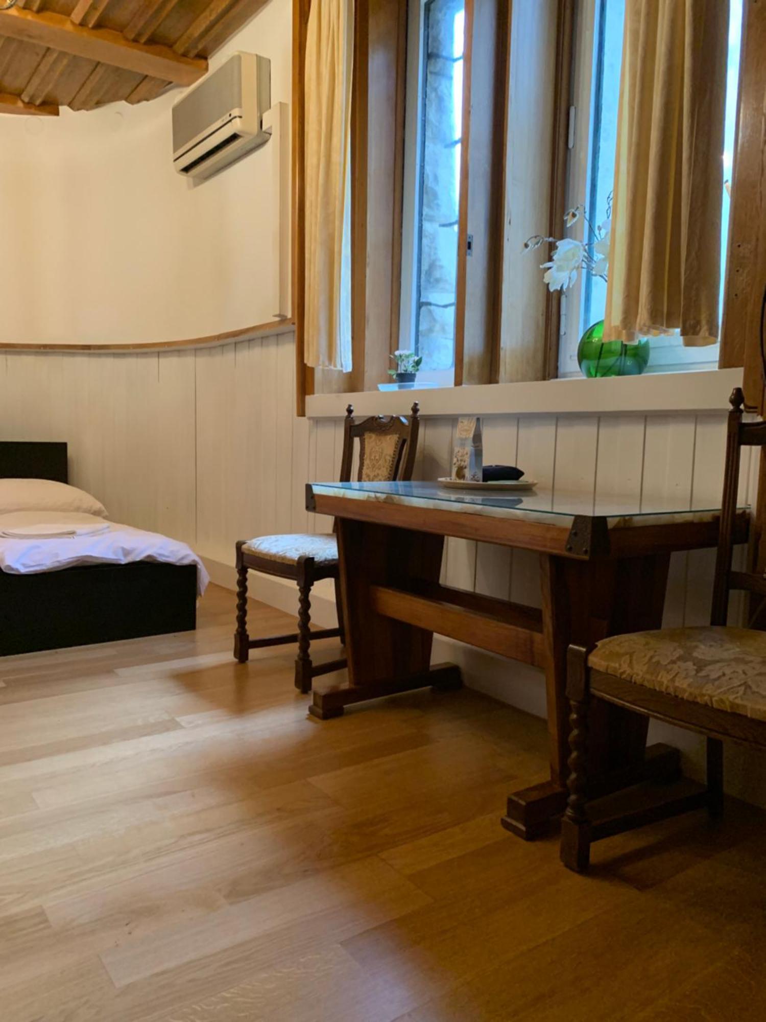 Kalmar Panzio Bed & Breakfast Budapesta Exterior foto